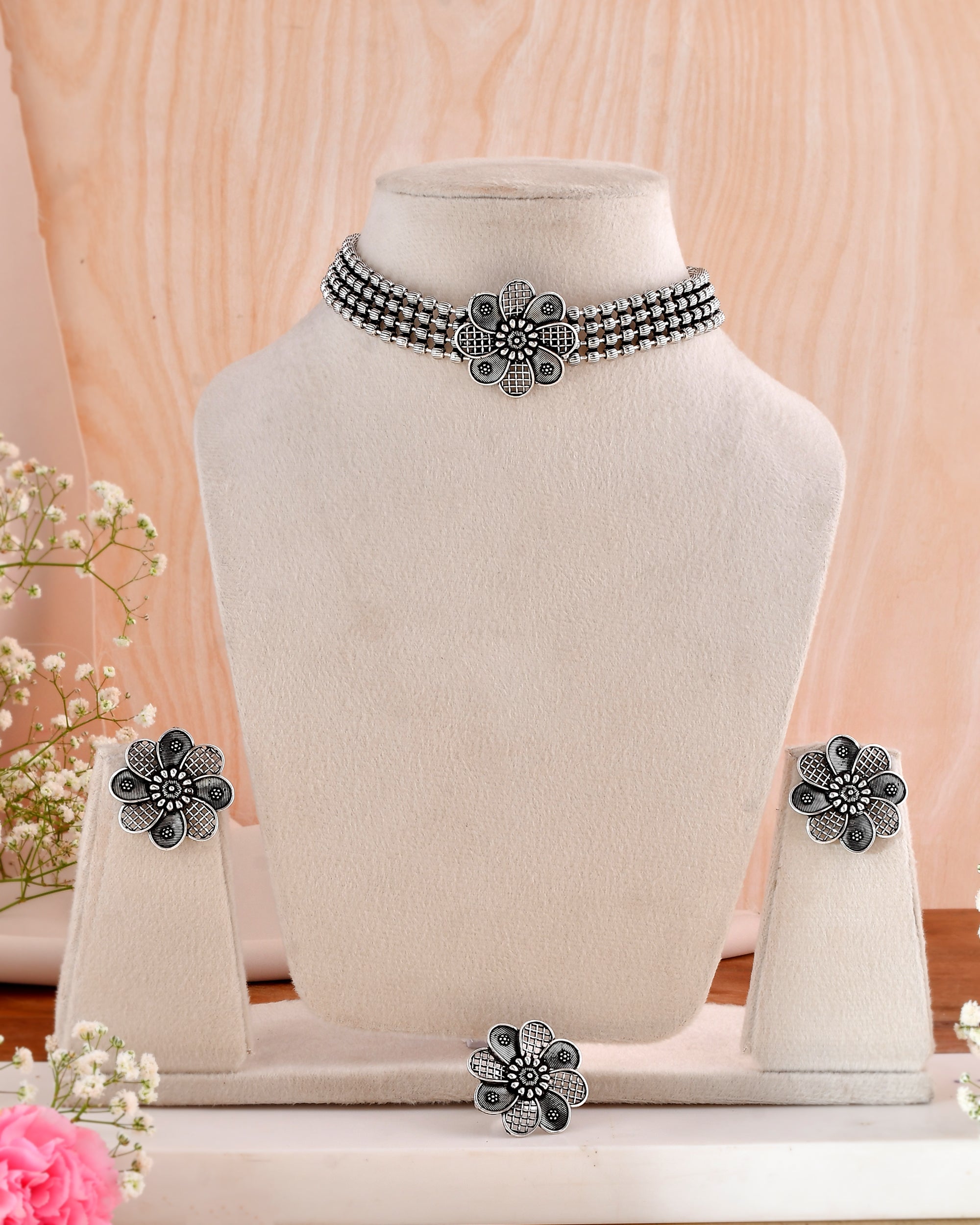 Kriti Petalwork Floral Necklace Set